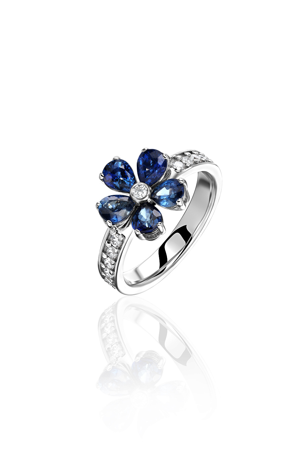 От Cornflower до Peacock Blue: гид по самым дорогим и редким оттенкам сапфиров.